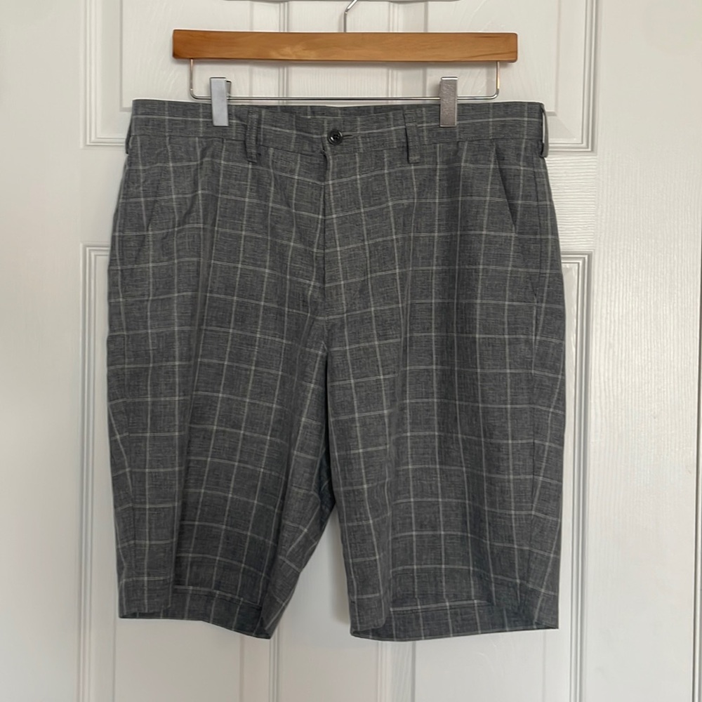 Haggar grey plaid shorts